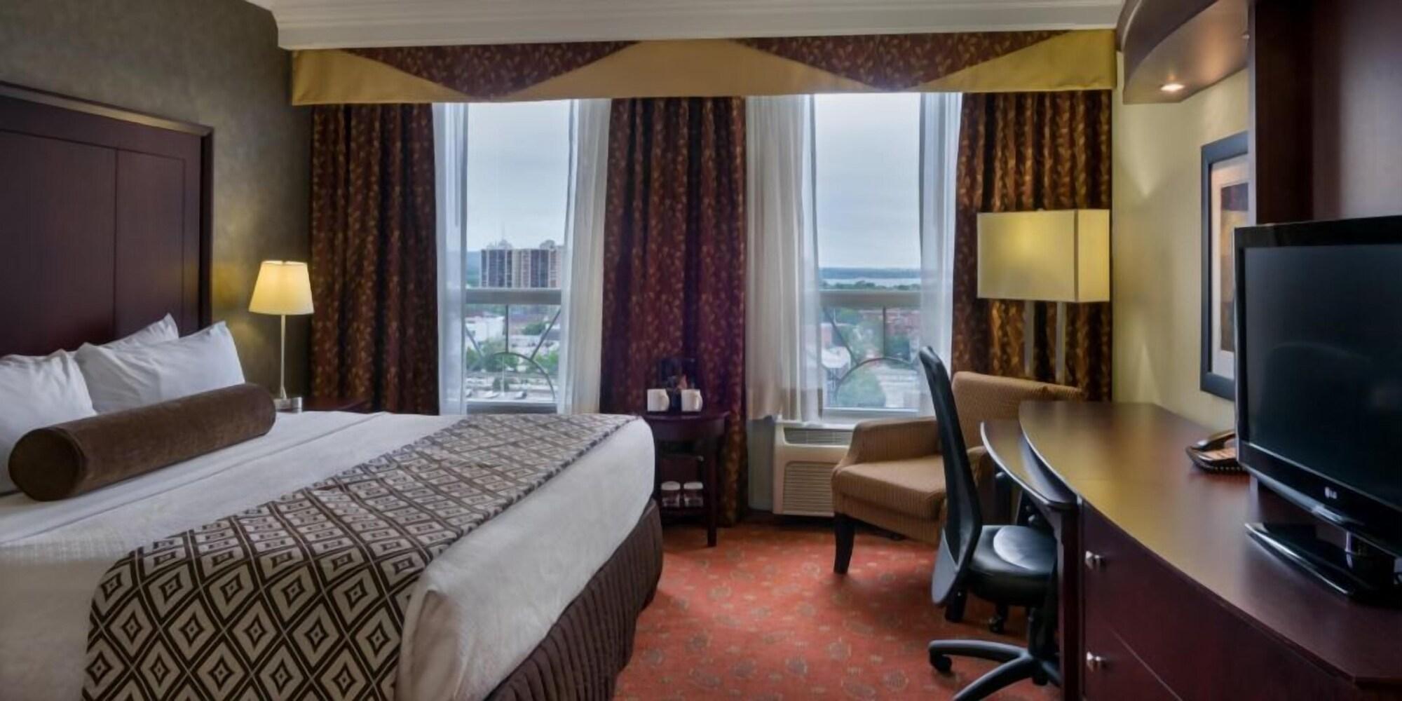 Hamilton Plaza Hotel And Conference Centre Extérieur photo