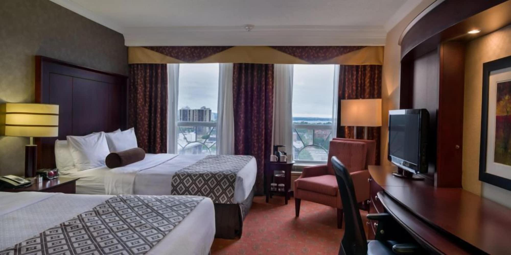Hamilton Plaza Hotel And Conference Centre Extérieur photo