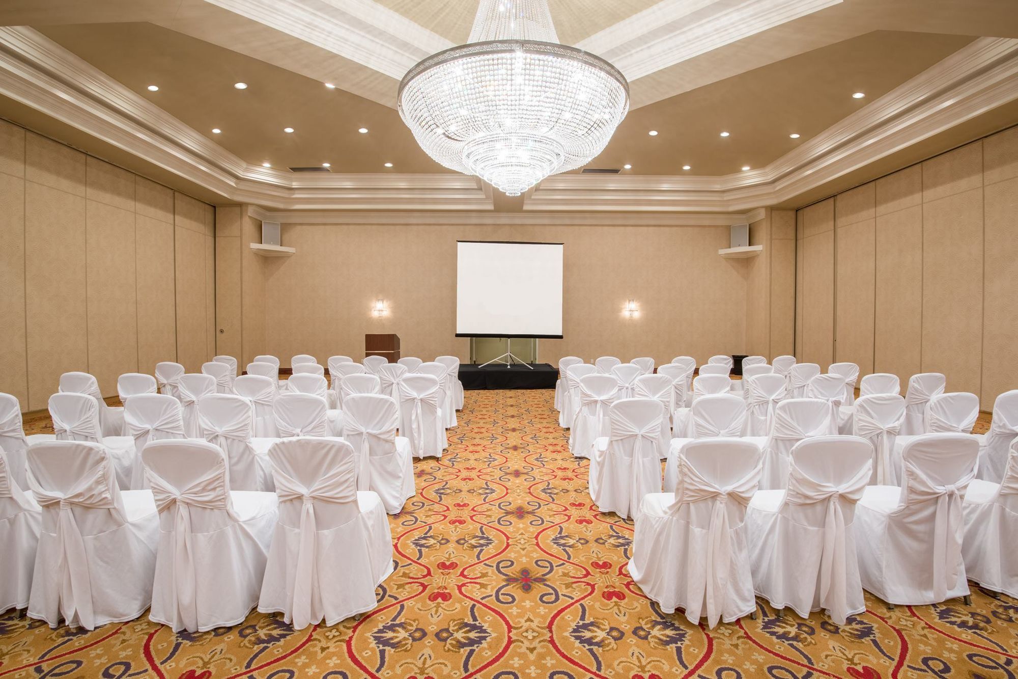 Hamilton Plaza Hotel And Conference Centre Extérieur photo