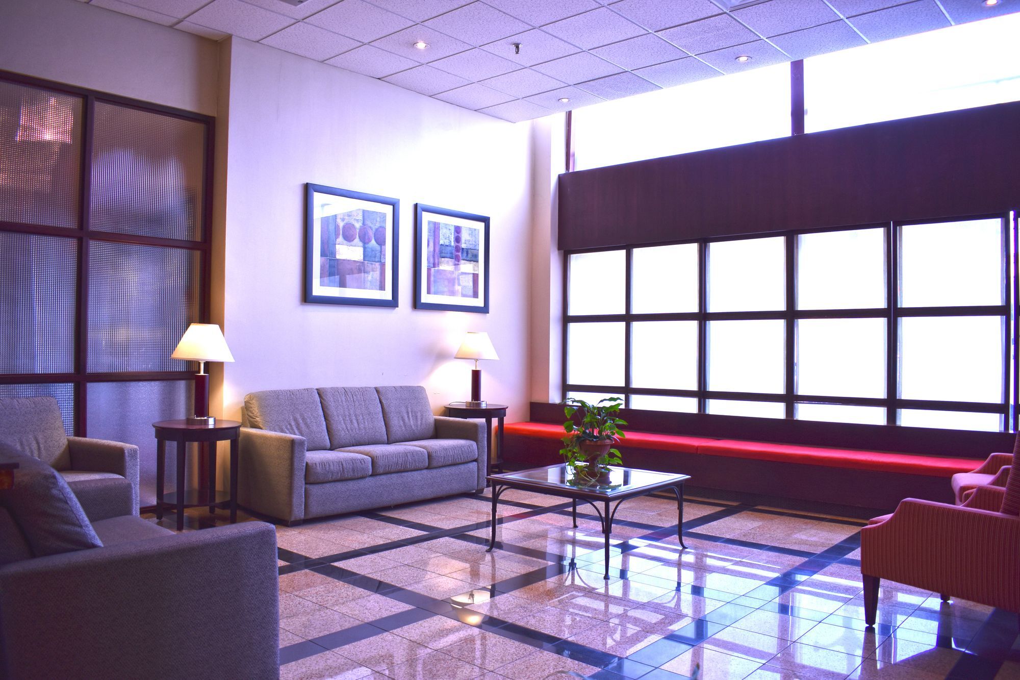 Hamilton Plaza Hotel And Conference Centre Extérieur photo